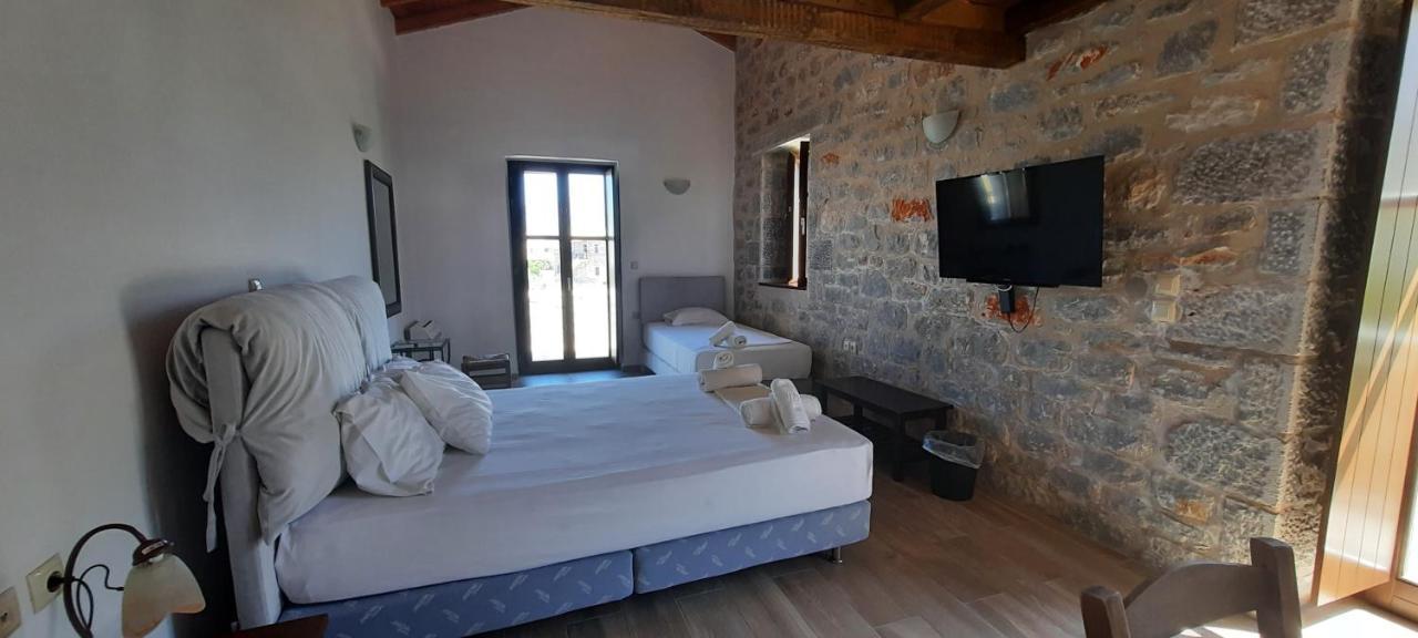 Koukouri Suites Areopoli Exteriör bild