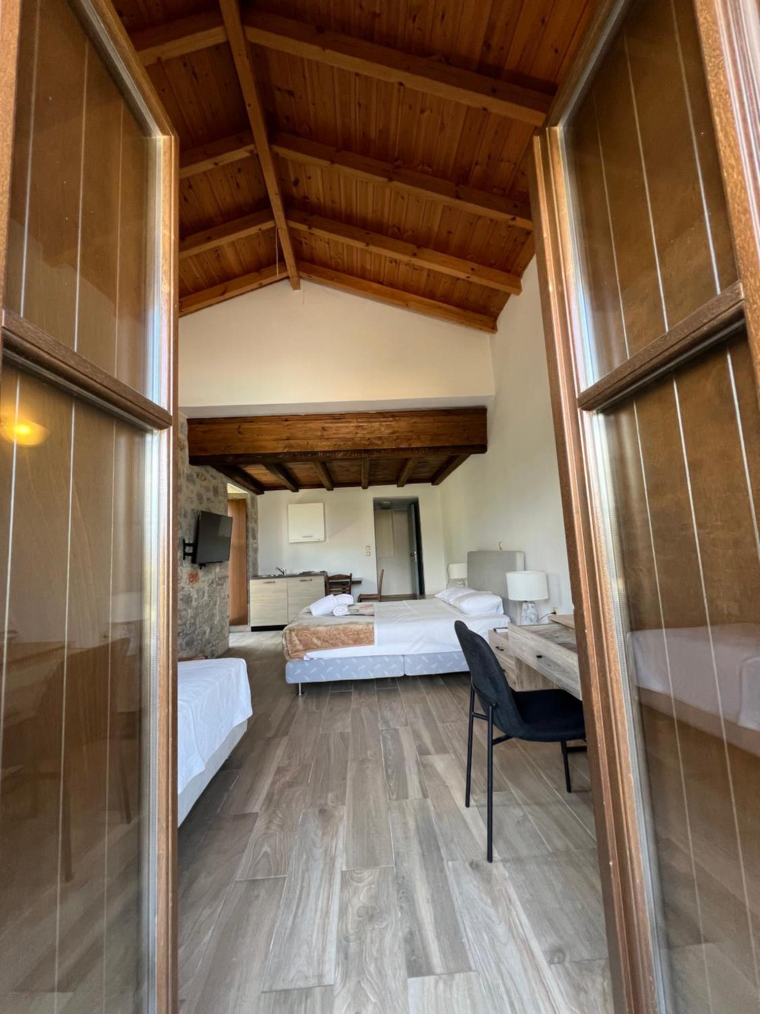 Koukouri Suites Areopoli Exteriör bild